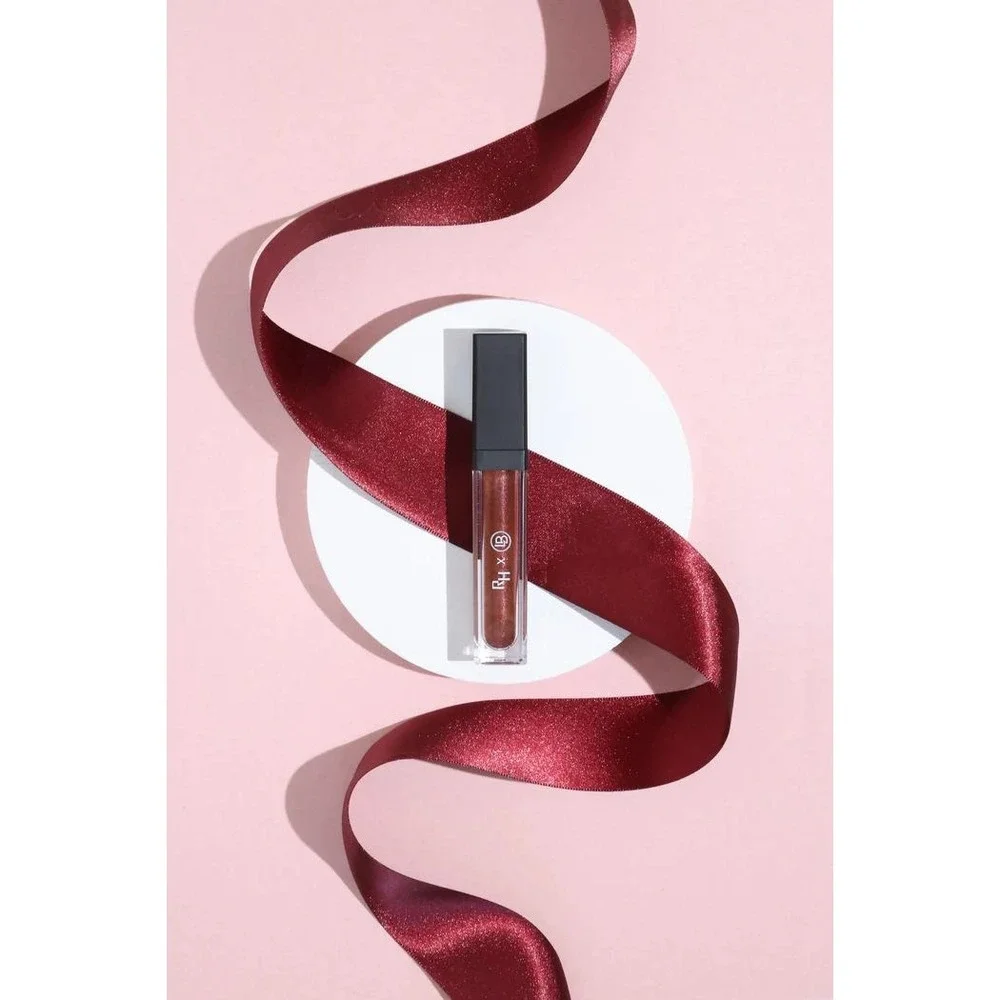 REALHER Long-Lasting Lip Gloss Kit 6 Piece Set Nudes Pinks Reds New in Box